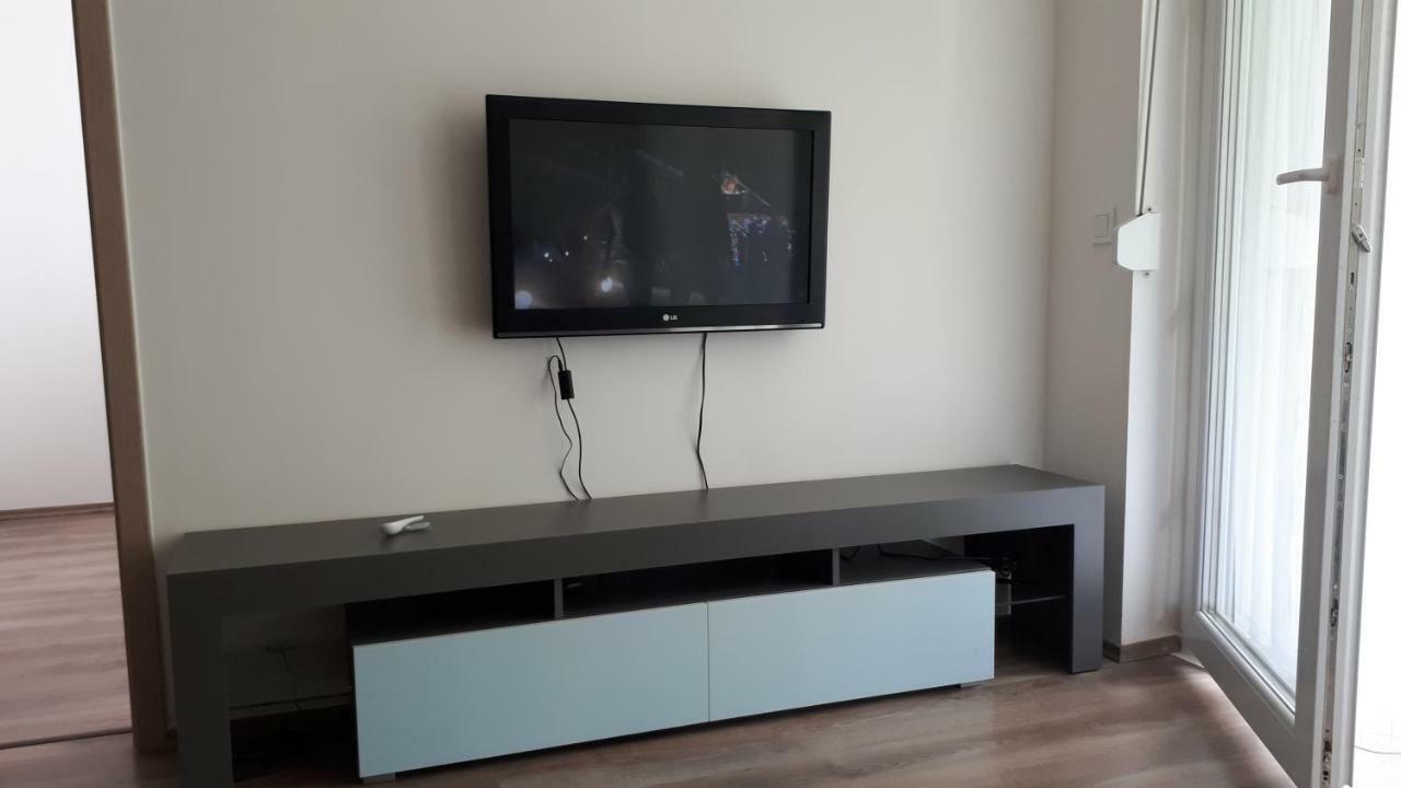 Lido Riviera Apartman Balatonlelle Exteriör bild
